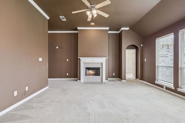 6602 Orange Blossom Dr, House other with 4 bedrooms, 2 bathrooms and null parking in Midlothian TX | Image 9