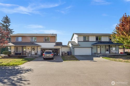 9003 8th St Se, Lake Stevens, WA, 98258-3776 | Card Image