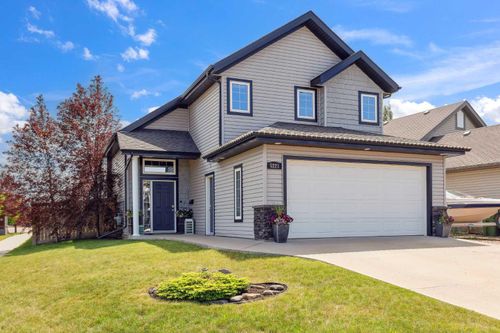 5221 15 Street, Lloydminster, AB, T9V0Y2 | Card Image