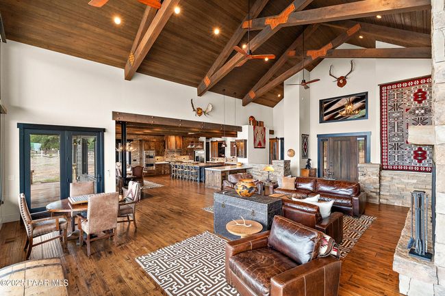 Great Room | Image 20