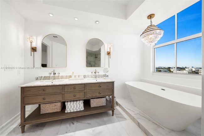9C - 9751 E Bay Harbor Dr, Condo with 2 bedrooms, 3 bathrooms and null parking in Bay Harbor Islands FL | Image 26