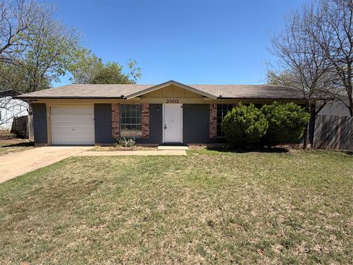 2002 Covered Wagon Pass, Austin, TX, 78744-3520 | Card Image