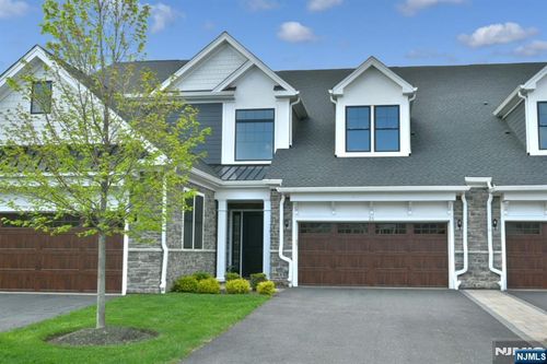 21 Castle Stuart Ct, River Vale, NJ, 07675-6565 | Card Image