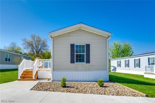 89-4400 Melrose Drive, Wooster, OH, 44691 | Card Image