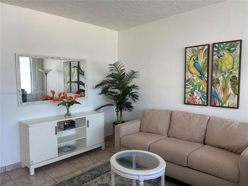 apt-321-3177 S Ocean Dr, Hallandale Beach, FL, 33009-7287 | Card Image
