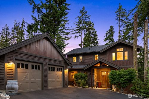 301 Black Nugget Ln, Cle Elum, WA, 98922-3247 | Card Image