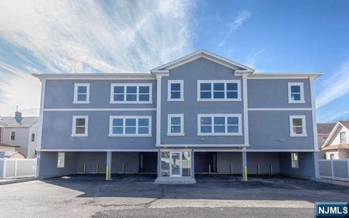 111 Monroe St, Garfield, NJ, 07026-1949 | Card Image