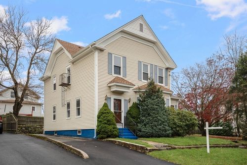 18 Allendale Ave, North Providence, RI, 02911-3104 | Card Image