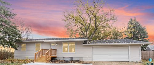 418 Regal Cir, Crooks, SD, 57020 | Card Image