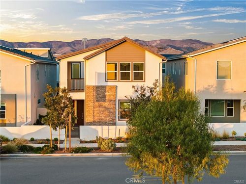 205 Culture, Irvine, CA, 92618-1459 | Card Image