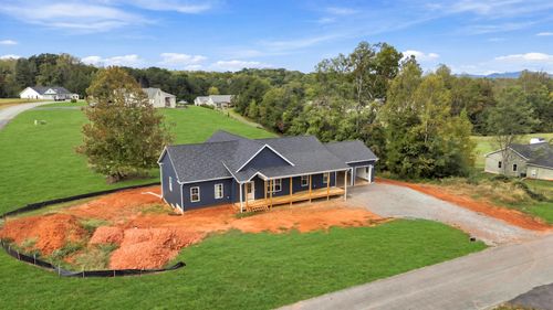 45 Belvior Cir, Moneta, VA, 24121-2140 | Card Image