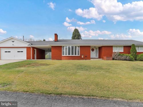 100 Fawn Ln, KEYSER, WV, 26726-2967 | Card Image