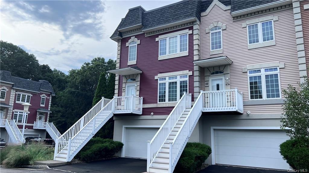 Alexander Ct, Nanuet, NY 10954