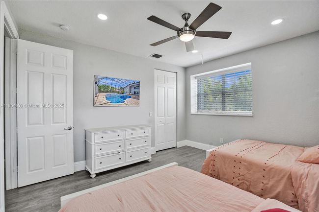 10457 Laurel Rd, House other with 6 bedrooms, 6 bathrooms and null parking in Davie FL | Image 49