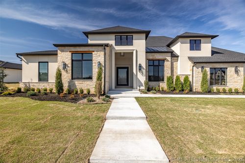 411 W 139th St, Bixby, OK, 74008 | Card Image