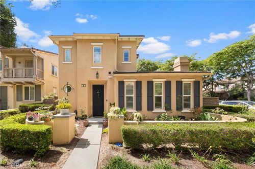 30 Bombay, Irvine, CA, 92620-4807 | Card Image