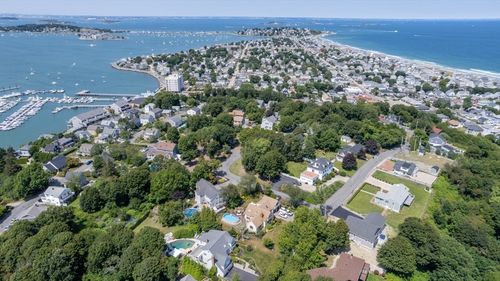 50 Prospect Ave, Hull, MA, 02045-2026 | Card Image
