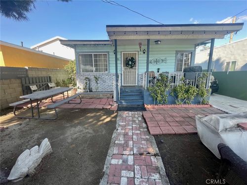 326 W Oliver St, San Pedro, CA, 90731 | Card Image