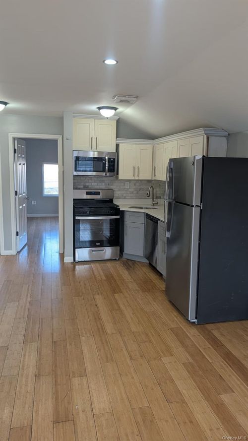 2-13415 228th St, Laurelton, NY, 11413-2442 | Card Image