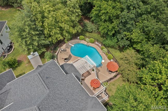 Aerial view of a pool area | Image 5