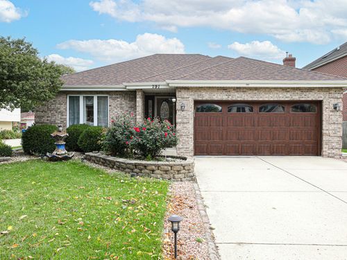 791 Adele St, Elmhurst, IL, 60126-1703 | Card Image