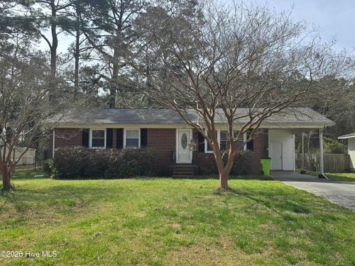 121 Bryan Blvd, Havelock, NC, 28532-2701 | Card Image