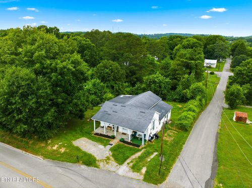 1002 Mccaslin Ave, Sweetwater, TN, 37874-1541 | Card Image