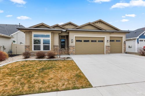 917 E Pascua Dr, Kuna, ID, 83634 | Card Image
