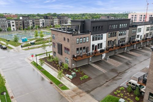 unit-n-870 Mount Curve Blvd, Saint Paul, MN, 55116-3601 | Card Image