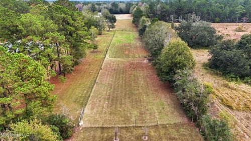 119 Oak Allee Dr, Picayune, MS, 39466-7531 | Card Image