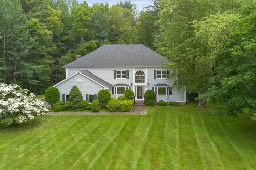 32 Twin Pond Ln, Sudbury, MA, 01776-1132 | Card Image