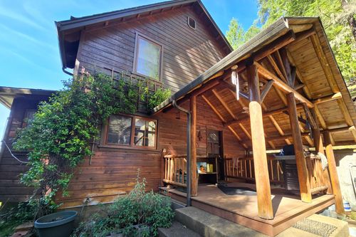 1449 Queen Of Bronze Road, Cave Junction, OR, 97523 | Card Image