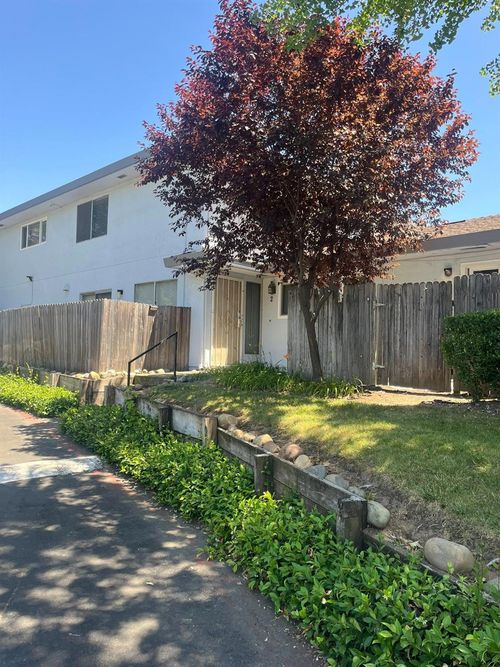 apt-2-4722 Greenholme Dr, Sacramento, CA, 95842-3209 | Card Image