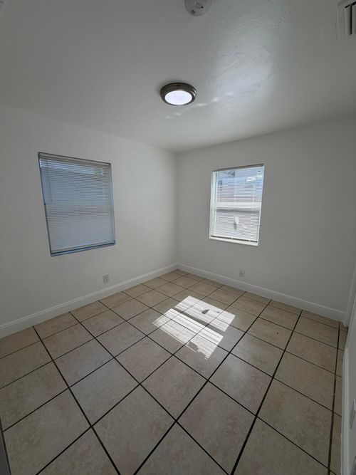 1021 Henrietta Avenue, West Palm Beach, FL, 33401 | Card Image