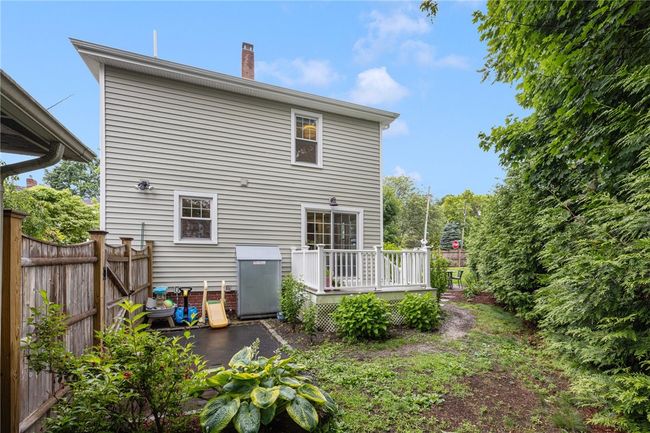 204 8 Th St, House other with 3 bedrooms, 2 bathrooms and 3 parking in Providence RI | Image 40
