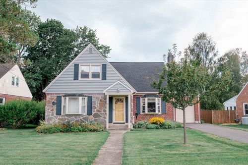 40 Sampson Pkwy, Pittsfield, MA, 01201-7239 | Card Image