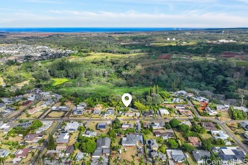 1732 Glen Ave, Wahiawa, HI, 96786-2618 | Card Image