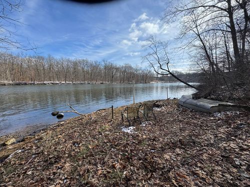 13985 S Indian Springs Rd, Buchanan, MI, 49107-9130 | Card Image