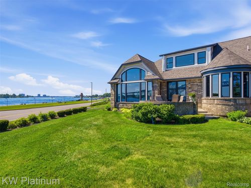 1842 Edison Shores Pl, Port Huron, MI, 48060-3376 | Card Image