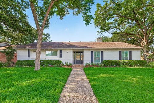 10602 Longmont Dr, Houston, TX, 77042-2310 | Card Image