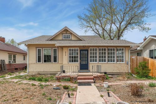 2910 Bent Ave, Cheyenne, WY, 82001 | Card Image