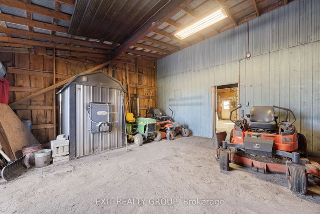 325 County Rd 30, House other with 2 bedrooms, 2 bathrooms and 25 parking in Bloomfield ON | Image 32