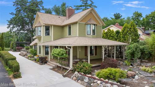 3642 Orchard Lake Rd, West Bloomfield, MI, 48324-1641 | Card Image