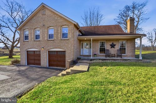 4708 Summit Point Rd, CHARLES TOWN, WV, 25414-5156 | Card Image