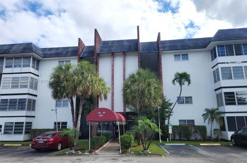 apt-109-4740 Nw 21st St, Lauderhill, FL, 33313-3501 | Card Image