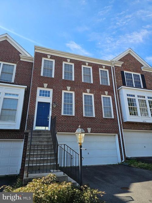 42743 Falls View Sq, LEESBURG, VA, 20176-6851 | Card Image