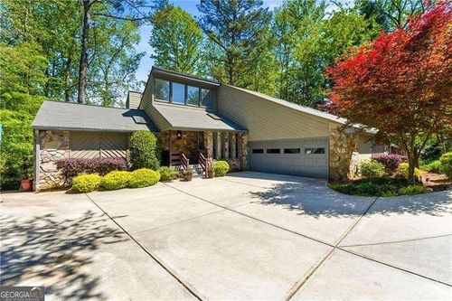 4221 Burns Heritage Trl Ne, Roswell, GA, 30075-2663 | Card Image