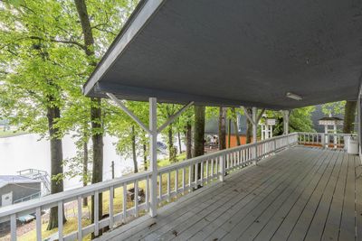 Upper covered deck | Image 3