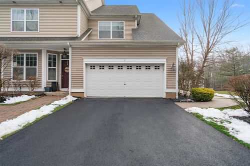 31 High Ridge Lane, Wallkill, NY, 10940 | Card Image