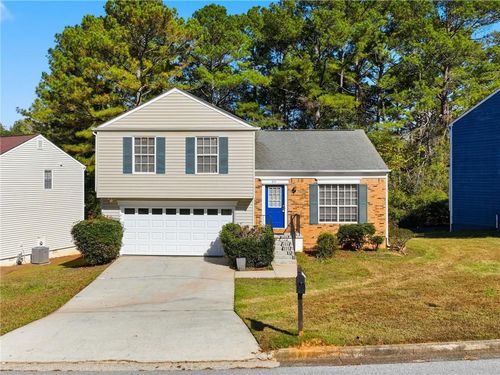 672 Stonebridge Loop, Lithonia, GA, 30058-8257 | Card Image